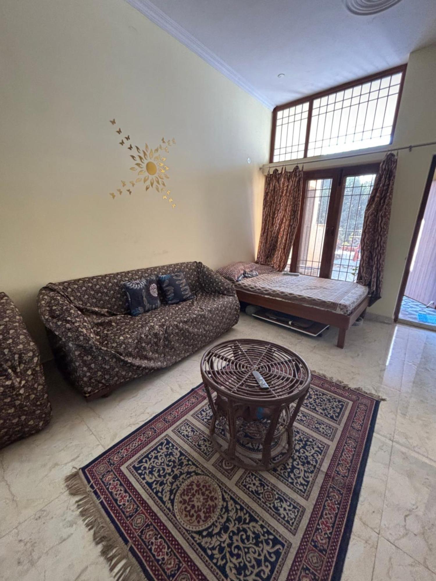 Birds Nest Bed and Breakfast Νέο Δελχί Εξωτερικό φωτογραφία