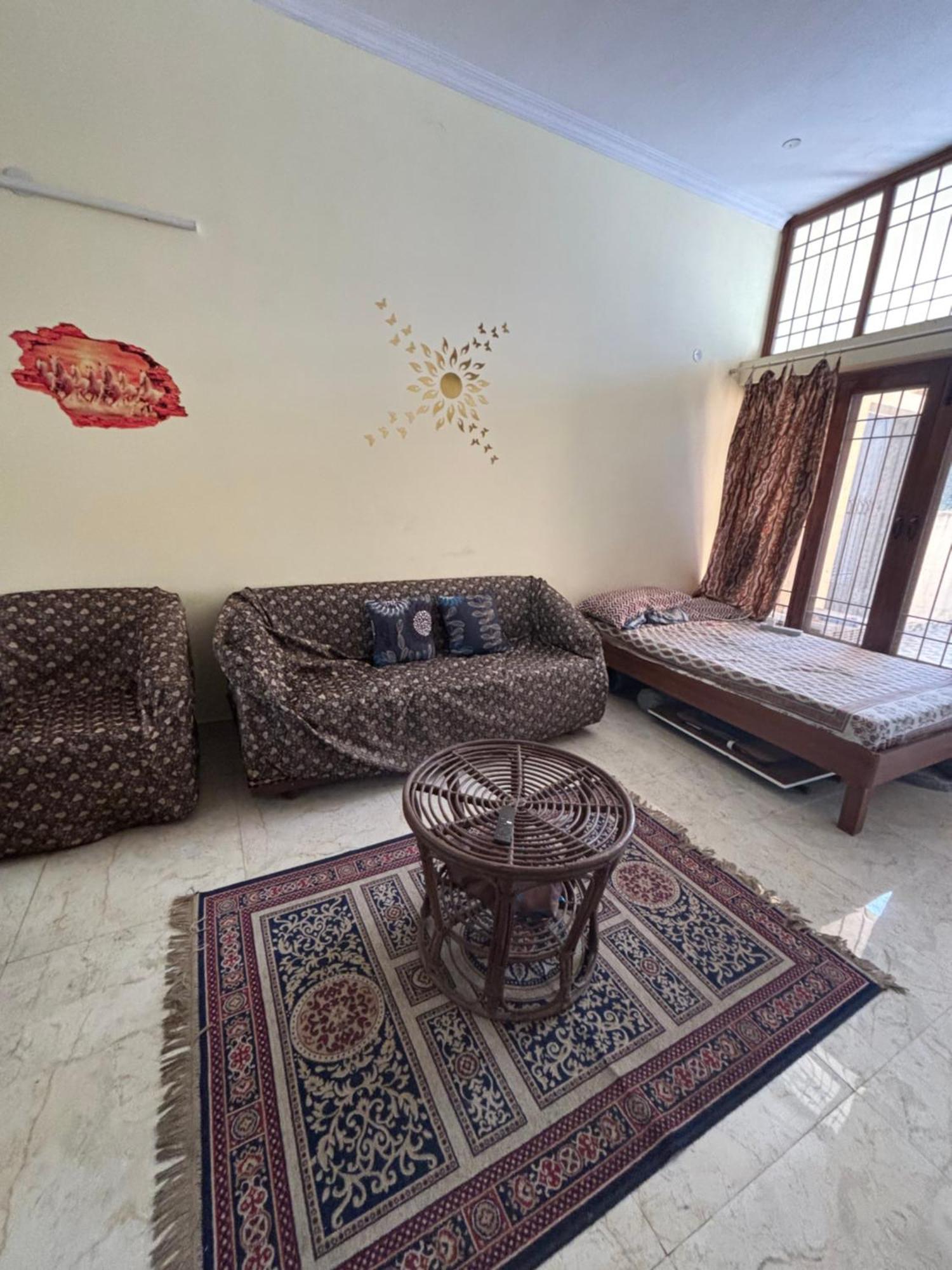 Birds Nest Bed and Breakfast Νέο Δελχί Εξωτερικό φωτογραφία